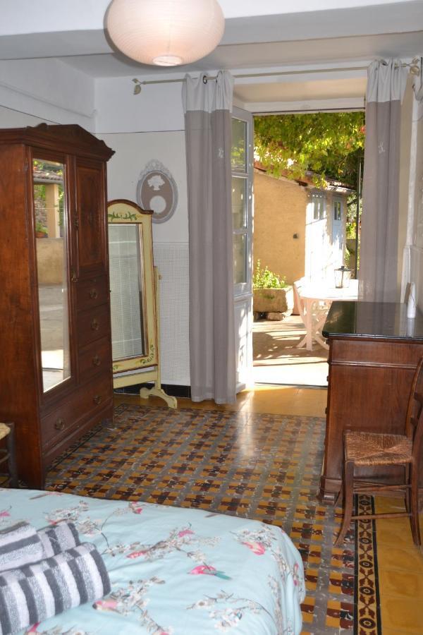 St Jean Du Gard : Spacious Apartment With Use Of Pool Saint-Jean-du-Gard Ngoại thất bức ảnh