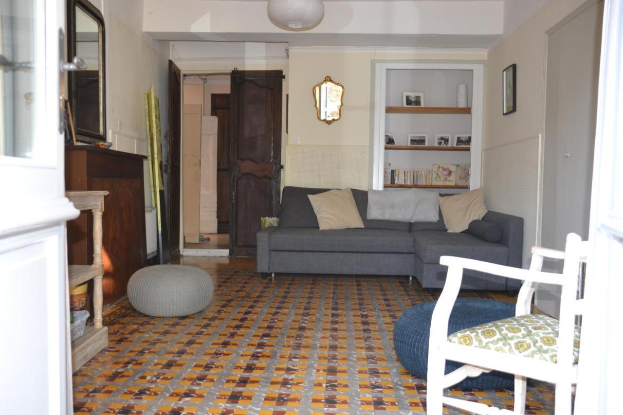 St Jean Du Gard : Spacious Apartment With Use Of Pool Saint-Jean-du-Gard Ngoại thất bức ảnh